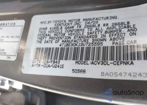 2003 Toyota Camry Le z USA, uszkodzony, nr VIN 4T1BE30K13U725595